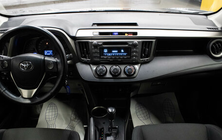 Toyota RAV4, 2013 год, 1 699 000 рублей, 10 фотография