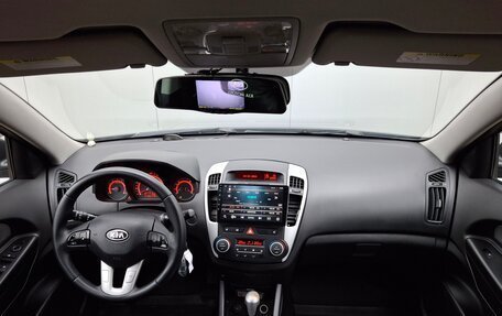 KIA cee'd I рестайлинг, 2011 год, 800 000 рублей, 11 фотография