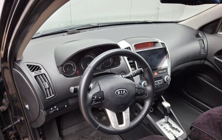 KIA cee'd I рестайлинг, 2011 год, 800 000 рублей, 9 фотография