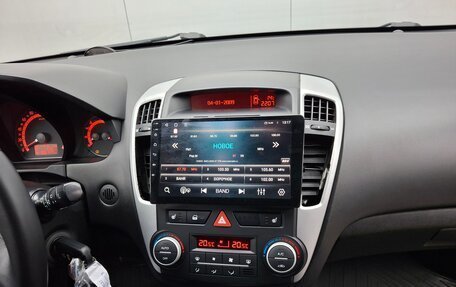 KIA cee'd I рестайлинг, 2011 год, 800 000 рублей, 14 фотография