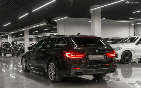 BMW 5 серия, 2018 год, 3 800 000 рублей, 4 фотография