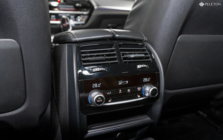 BMW 5 серия, 2018 год, 3 800 000 рублей, 14 фотография