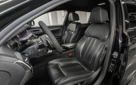 BMW 5 серия, 2018 год, 3 800 000 рублей, 9 фотография