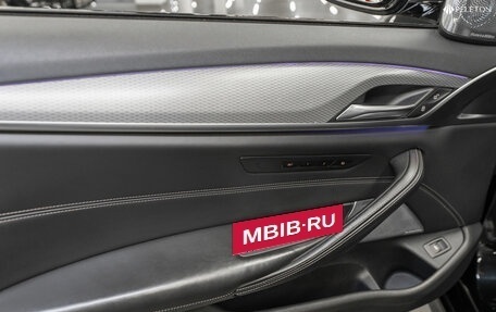 BMW 5 серия, 2018 год, 3 800 000 рублей, 15 фотография