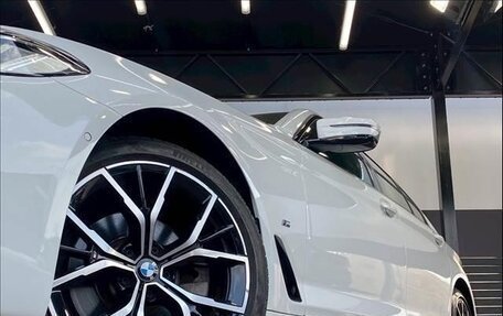 BMW 5 серия, 2022 год, 3 500 000 рублей, 6 фотография