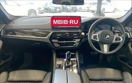 BMW 5 серия, 2022 год, 3 500 000 рублей, 8 фотография