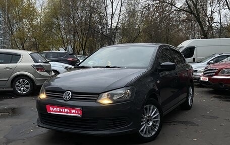 Volkswagen Polo VI (EU Market), 2012 год, 750 000 рублей, 1 фотография