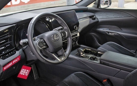 Lexus RX IV рестайлинг, 2024 год, 11 498 000 рублей, 16 фотография