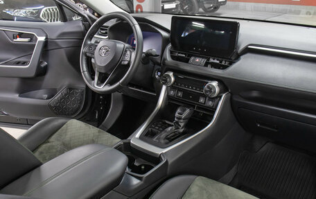 Toyota RAV4, 2024 год, 4 198 000 рублей, 11 фотография