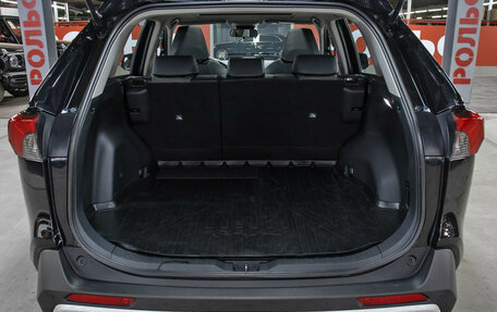 Toyota RAV4, 2024 год, 4 198 000 рублей, 10 фотография