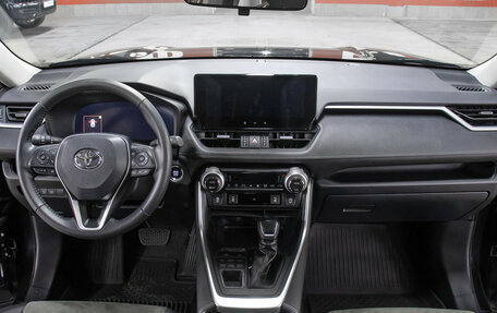 Toyota RAV4, 2024 год, 4 198 000 рублей, 15 фотография