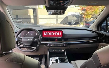 KIA Carnival, 2025 год, 4 983 027 рублей, 8 фотография