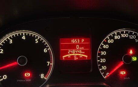 Volkswagen Polo VI (EU Market), 2012 год, 750 000 рублей, 11 фотография