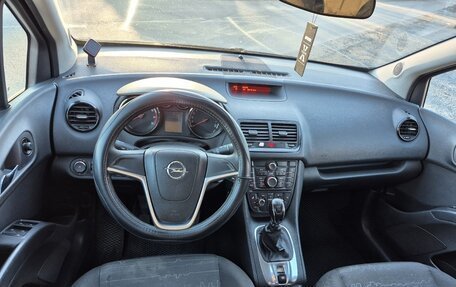 Opel Meriva, 2011 год, 685 000 рублей, 18 фотография