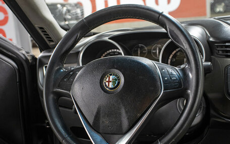 Alfa Romeo Giulietta, 2014 год, 949 000 рублей, 16 фотография