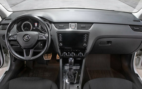 Skoda Octavia, 2017 год, 2 498 000 рублей, 14 фотография