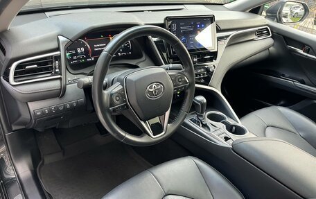 Toyota Camry, 2022 год, 3 300 000 рублей, 7 фотография