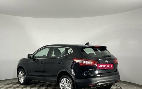 Nissan Qashqai, 2018 год, 1 800 000 рублей, 7 фотография