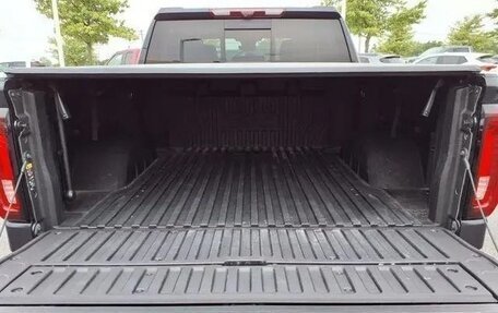 GMC Sierra, 2024 год, 8 050 000 рублей, 10 фотография