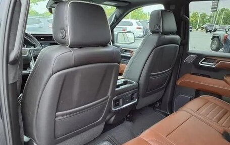 GMC Sierra, 2024 год, 8 050 000 рублей, 15 фотография