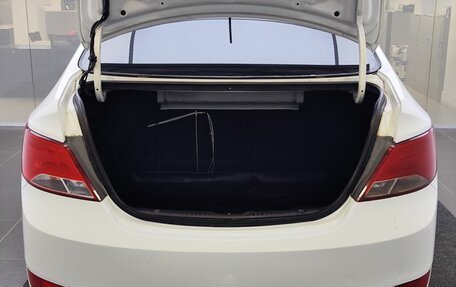 Hyundai Solaris II рестайлинг, 2015 год, 860 000 рублей, 10 фотография