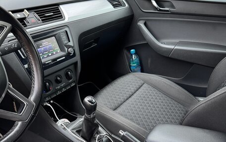 Skoda Rapid I, 2016 год, 950 000 рублей, 12 фотография