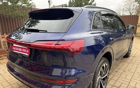 Audi e-tron I, 2022 год, 6 450 000 рублей, 5 фотография