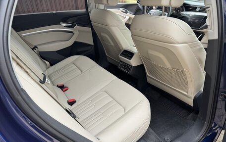 Audi e-tron I, 2022 год, 6 450 000 рублей, 13 фотография