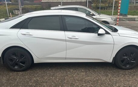 Hyundai Elantra, 2021 год, 1 550 000 рублей, 7 фотография