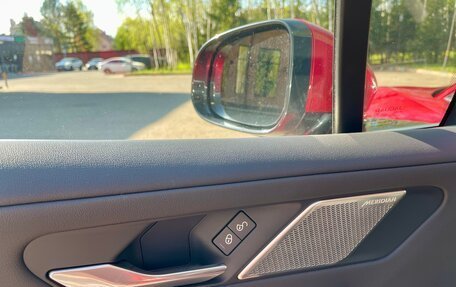 Jaguar I-Pace I, 2018 год, 3 390 000 рублей, 10 фотография