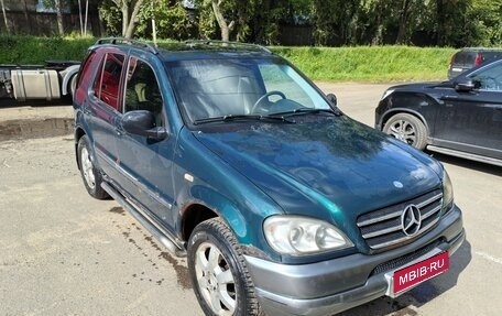 Mercedes-Benz M-Класс, 1998 год, 360 000 рублей, 1 фотография