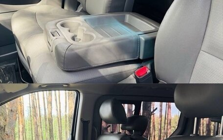 Hyundai Grand Starex Grand Starex I рестайлинг 2, 2011 год, 1 800 000 рублей, 11 фотография