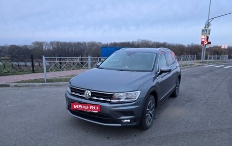 Volkswagen Tiguan II, 2018 год, 2 550 000 рублей, 5 фотография