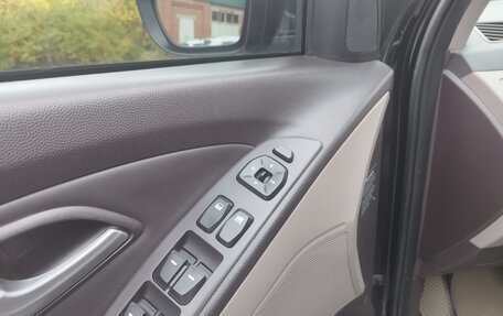 Hyundai ix35 I рестайлинг, 2011 год, 1 500 000 рублей, 16 фотография