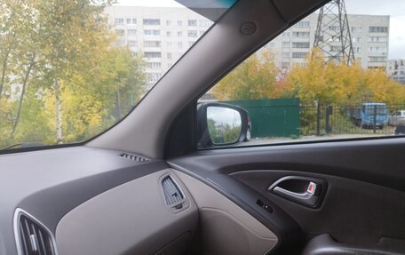 Hyundai ix35 I рестайлинг, 2011 год, 1 500 000 рублей, 21 фотография