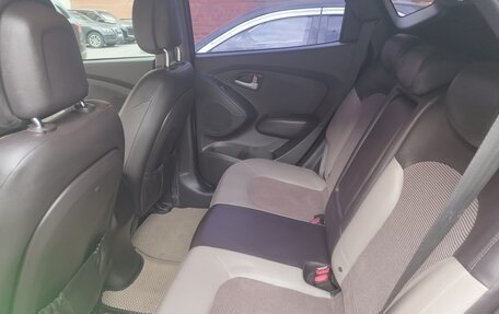 Hyundai ix35 I рестайлинг, 2011 год, 1 500 000 рублей, 29 фотография