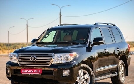 Toyota Land Cruiser 200, 2014 год, 4 150 000 рублей, 9 фотография