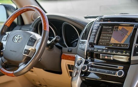 Toyota Land Cruiser 200, 2014 год, 4 150 000 рублей, 24 фотография