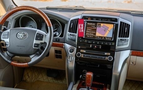 Toyota Land Cruiser 200, 2014 год, 4 150 000 рублей, 25 фотография