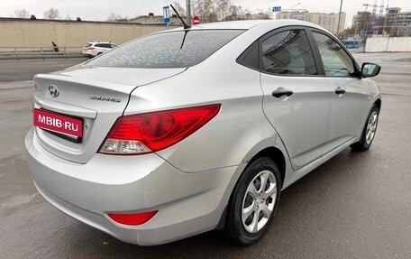 Hyundai Solaris II рестайлинг, 2013 год, 475 000 рублей, 5 фотография