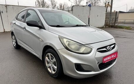 Hyundai Solaris II рестайлинг, 2013 год, 475 000 рублей, 3 фотография