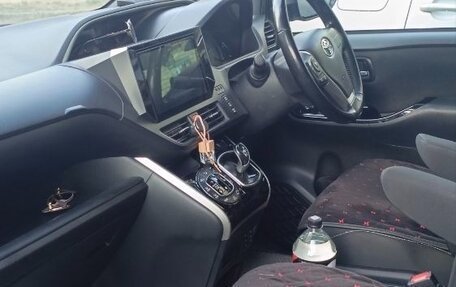 Toyota Voxy III, 2018 год, 2 460 000 рублей, 7 фотография