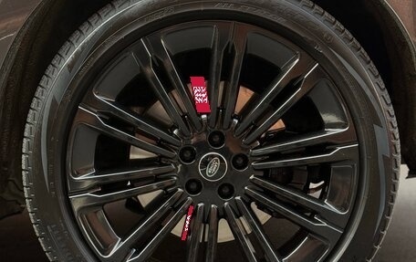 Land Rover Range Rover IV рестайлинг, 2022 год, 20 000 000 рублей, 11 фотография