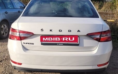 Skoda Superb III рестайлинг, 2020 год, 2 550 000 рублей, 2 фотография