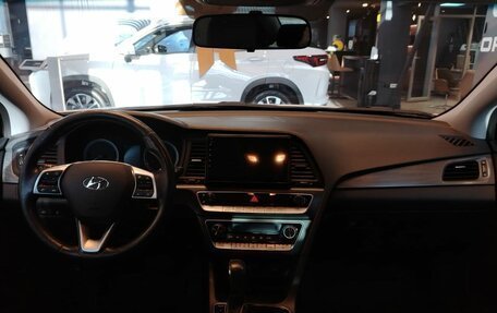 Hyundai Sonata VII, 2019 год, 1 925 000 рублей, 15 фотография