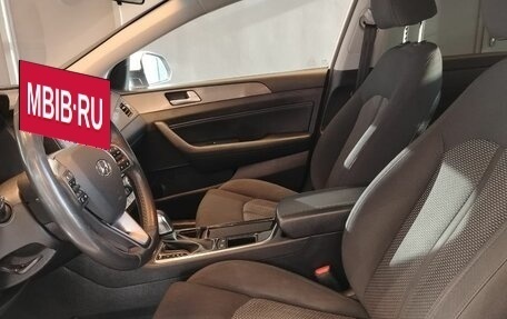 Hyundai Sonata VII, 2019 год, 1 925 000 рублей, 13 фотография