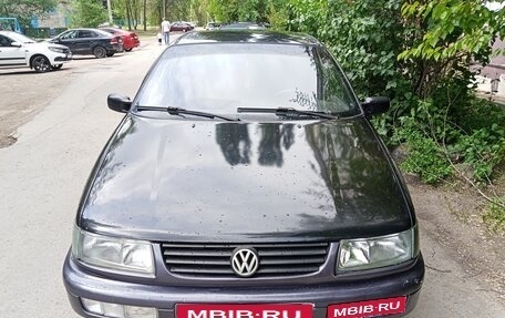 Volkswagen Passat B4, 1994 год, 220 000 рублей, 1 фотография