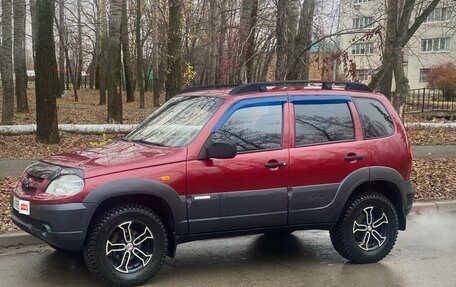 Chevrolet Niva I рестайлинг, 2011 год, 500 000 рублей, 3 фотография