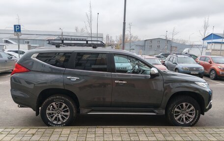 Mitsubishi Pajero Sport III рестайлинг, 2019 год, 2 318 000 рублей, 2 фотография