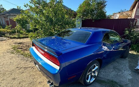 Dodge Challenger III рестайлинг 2, 2012 год, 1 700 000 рублей, 4 фотография